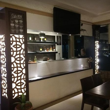 فندق دارامشالافي  دارامكوت إن المظهر الخارجي الصورة
